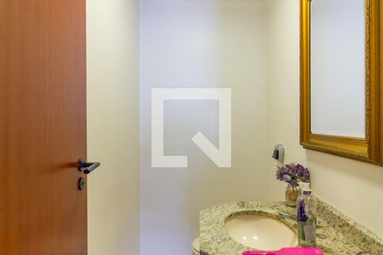 Apartamento com 3 quartos e varanda, ideal para comprar. — Lavabo