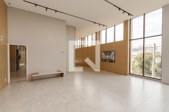 Apartamento à venda com 3 quartos e piscina no condomínio. — Hall de Entrada