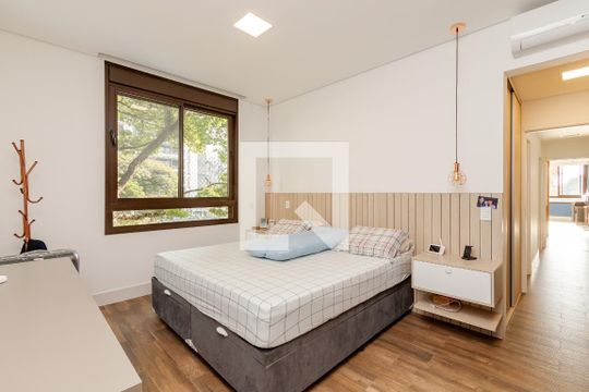 Apartamento à venda com 3 quartos e piscina no condomínio. — Suíte 1