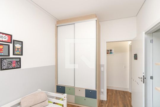Apartamento à venda com 3 quartos e piscina no condomínio. — Suíte 2