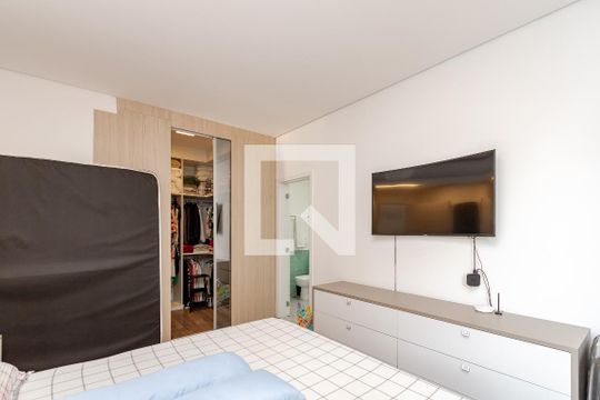 Apartamento à venda com 3 quartos e piscina no condomínio. — Suíte 1