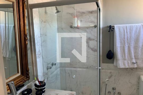 Apartamento com piscina e churrasqueira. Compra ideal com 4 quartos. — foto 11