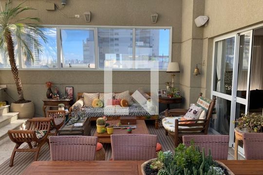 Apartamento com piscina e churrasqueira. Compra ideal com 4 quartos. — foto 1