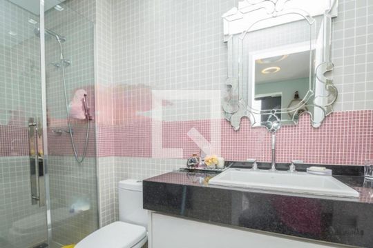 Compra apartamento mobiliado, 2 quartos, closet, varanda, churrasqueira e piscina no condomínio. — foto 9