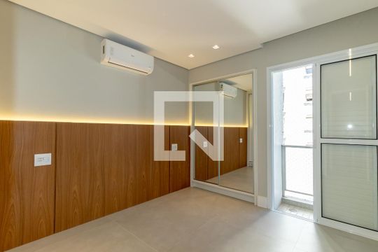 Compra apartamento com 2 quartos e piscina no condomínio. — Quarto 1