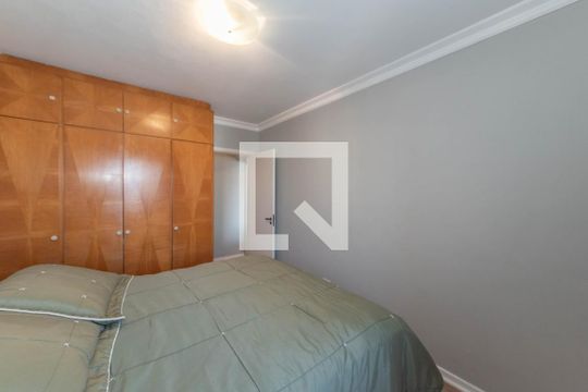 Comprar apartamento no Brooklin com 2 quartos, closet, piscina e churrasqueira no condomínio. — Quarto 1