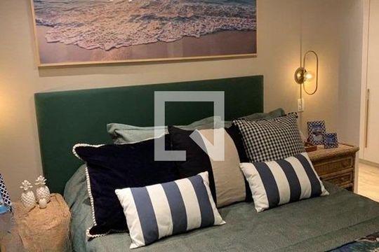Compra apartamento mobiliado com 2 quartos, varanda e piscina no condomínio. — foto 9