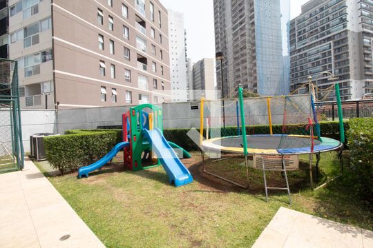 Apartamento à venda, com 89 m², 2 quartos e 2 vagas — Área comum - Playground