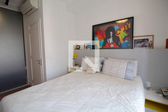 Apartamento à venda, com 89 m², 2 quartos e 2 vagas — Suíte 2