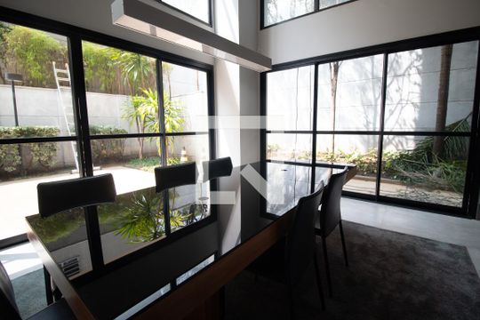 Apartamento à venda, com 89 m², 2 quartos e 2 vagas — Área comum