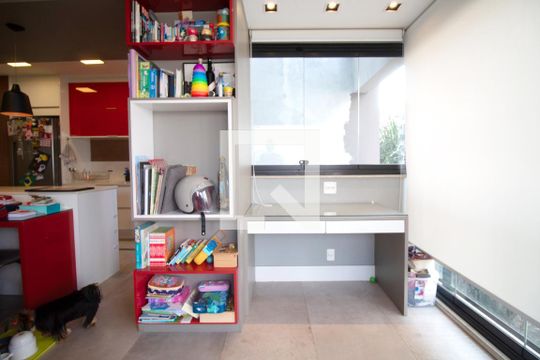 Apartamento à venda, com 89 m², 2 quartos e 2 vagas — Sala