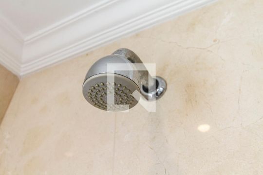 Apartamento à venda, com 133 m², 2 quartos e 1 vaga — Banheiro da Suíte 1