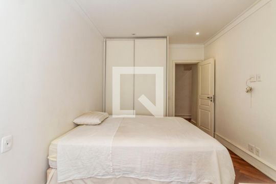 Apartamento à venda, com 133 m², 2 quartos e 1 vaga — Suíte 1