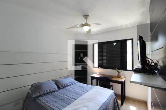 Apartamento à venda, com 196 m², 4 quartos e 3 vagas — Quarto 2 - Suíte