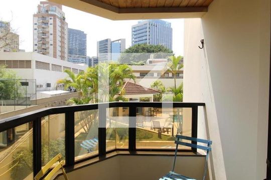 Apartamento à venda, com 196 m², 4 quartos e 3 vagas — Varanda do Quarto 1