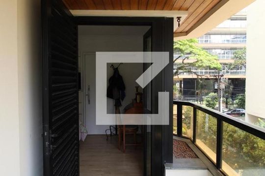 Apartamento à venda, com 196 m², 4 quartos e 3 vagas — Varanda do Quarto 1