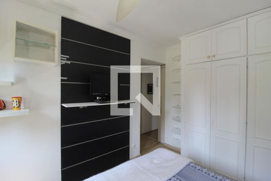 Apartamento à venda, com 196 m², 4 quartos e 3 vagas — Quarto 2 - Suíte