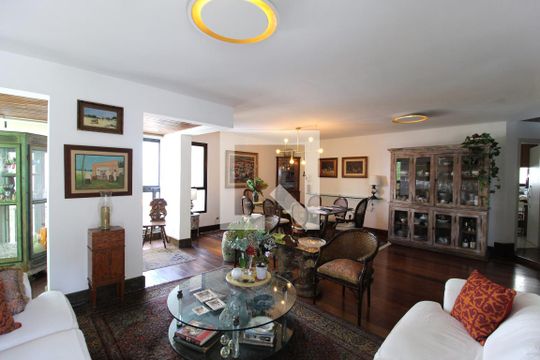Apartamento à venda, com 196 m², 4 quartos e 3 vagas — foto 1