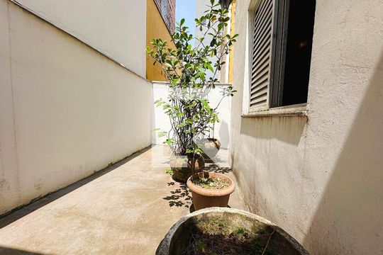 Casa na Pompeia com 4 quartos e closet. Compra ideal. — Área comum