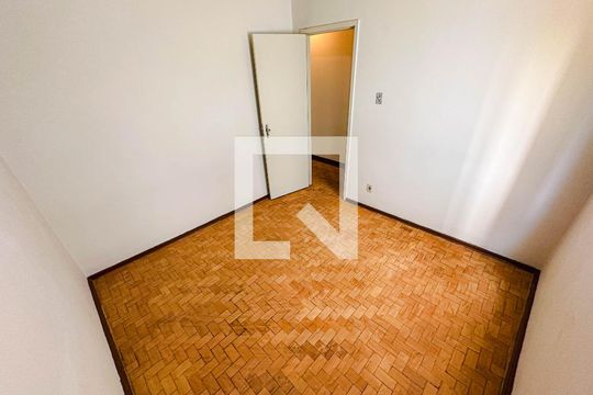 Casa na Pompeia com 4 quartos e closet. Compra ideal. — quarto 3