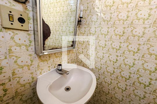 Casa na Pompeia com 4 quartos e closet. Compra ideal. — casa 2/banheiro