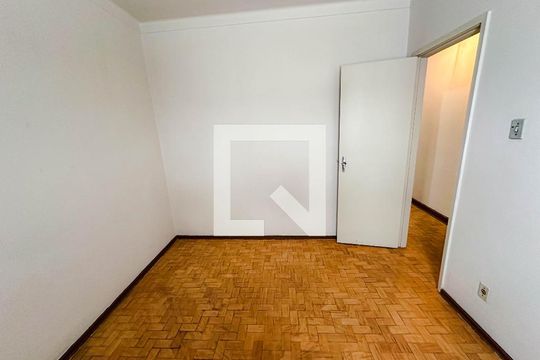 Casa na Pompeia com 4 quartos e closet. Compra ideal. — quarto 3