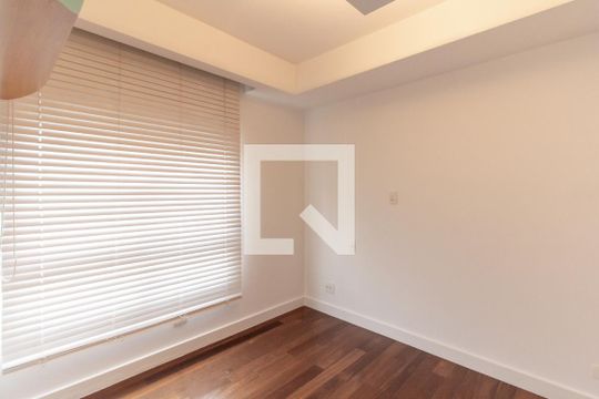 Apartamento à venda, com 175 m², 3 quartos e 3 vagas — Quarto 3