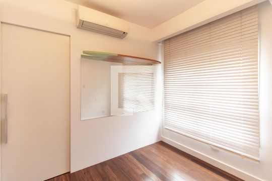 Apartamento à venda, com 175 m², 3 quartos e 3 vagas — Quarto 3