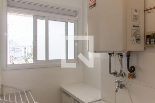 Apartamento à venda, com 175 m², 3 quartos e 3 vagas — Área de Serviço