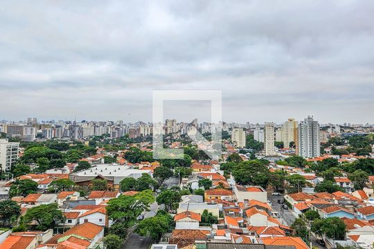 Comprar apartamento mobiliado em Campo Belo: 5 quartos, 4 suítes, varanda e closet. — Vista da Suíte 1