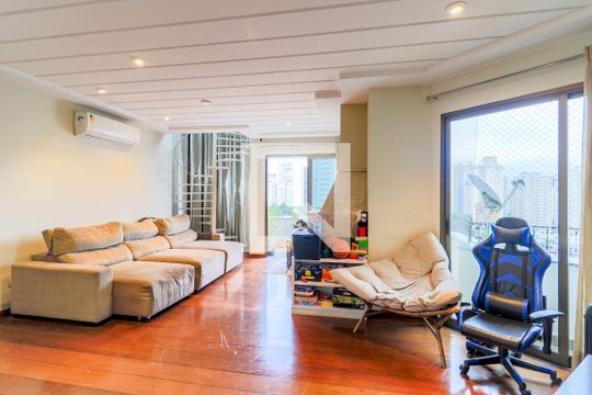 Comprar apartamento mobiliado em Campo Belo: 5 quartos, 4 suítes, varanda e closet. — Sala