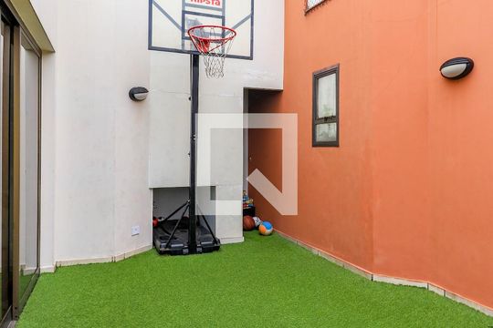 Comprar apartamento mobiliado em Campo Belo: 5 quartos, 4 suítes, varanda e closet. — Terraço