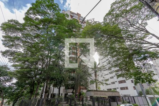 Apartamento à venda em Campo Belo: 3 quartos, varanda, closet, academia e pets permitidos. — Fachada