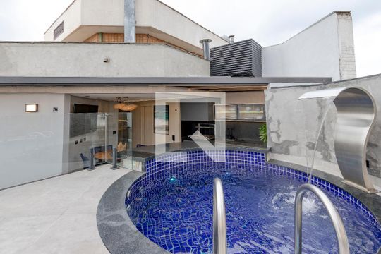Apartamento à venda em Campo Belo: 3 quartos, varanda, closet, academia e pets permitidos. — Piscina da Cobertura