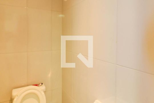 Apartamento mobiliado na Chácara Santo Antônio, 3 quartos, 2 suítes, piscina no condomínio. Ideal para comprar. — Área de Serviço