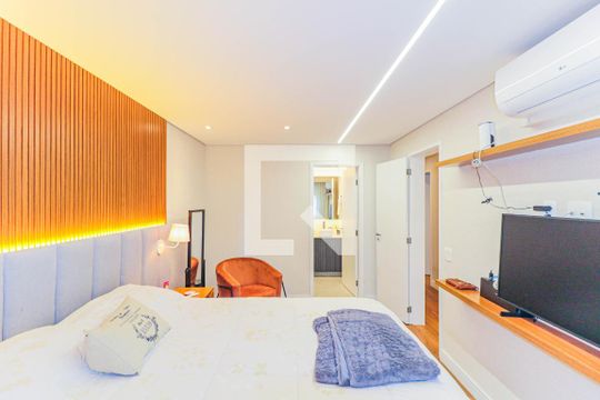 Apartamento mobiliado na Chácara Santo Antônio, 3 quartos, 2 suítes, piscina no condomínio. Ideal para comprar. — Suíte 1