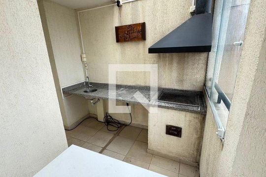 Apartamento mobiliado para compra com 4 quartos, 2 suítes, quintal, varanda, churrasqueira e piscina. — foto 19