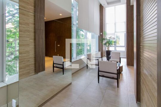 Venda de apartamento mobiliado na Pompeia com 3 suítes e varanda. — Área comum
