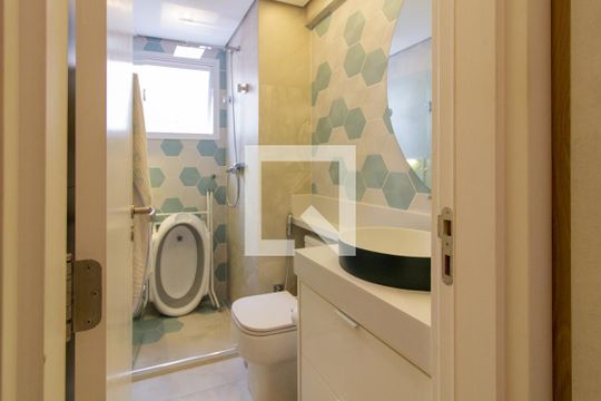 Venda de apartamento mobiliado na Pompeia com 3 suítes e varanda. — Suíte 3