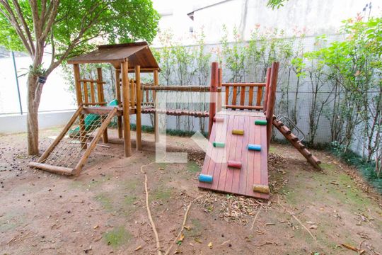 Venda de apartamento mobiliado na Pompeia com 3 suítes e varanda. — Área comum
