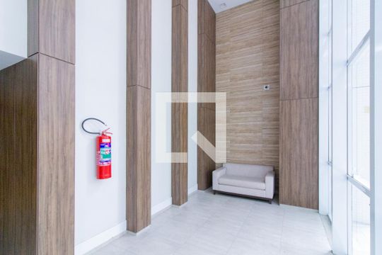 Venda de apartamento mobiliado na Pompeia com 3 suítes e varanda. — Área comum