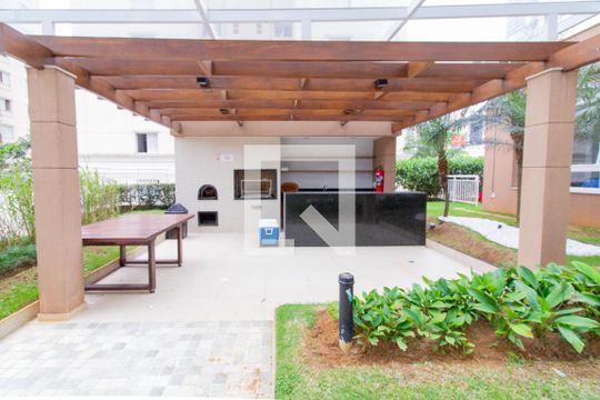 Venda de apartamento mobiliado na Pompeia com 3 suítes e varanda. — Área comum