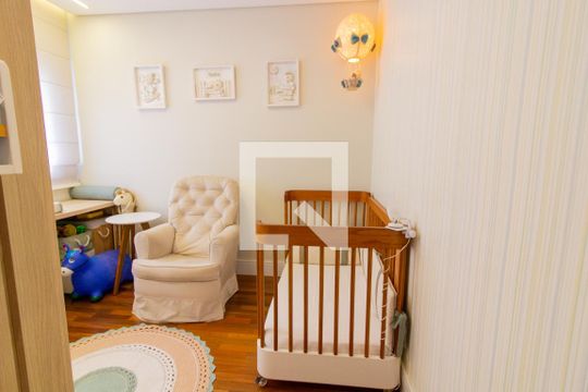 Venda de apartamento mobiliado na Pompeia com 3 suítes e varanda. — Suíte 3