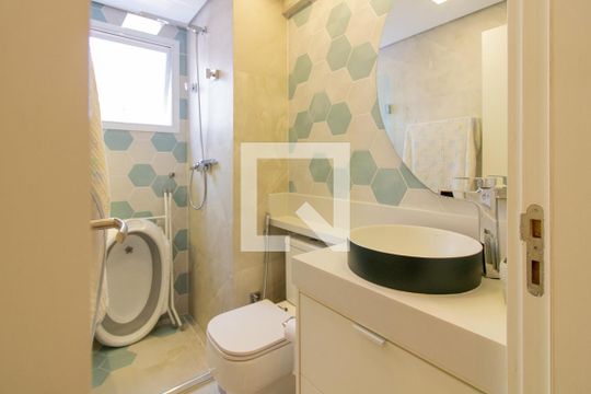 Venda de apartamento mobiliado na Pompeia com 3 suítes e varanda. — Suíte 3