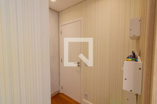 Venda de apartamento mobiliado na Pompeia com 3 suítes e varanda. — Suíte 3