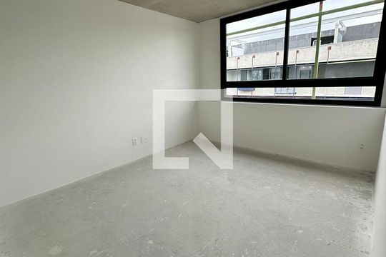 Venda de apartamento com varanda gourmet, piscina no condomínio, 3 quartos, 1 suíte. — Quarto