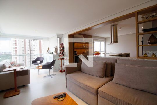Compra apartamento no Paraíso, 2 quartos, 1 suíte. — Sala