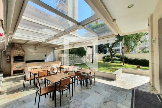 Comprar apartamento mobiliado com 2 quartos, varanda e closet. Churrasqueira, piscina e academia no condomínio. — foto 22