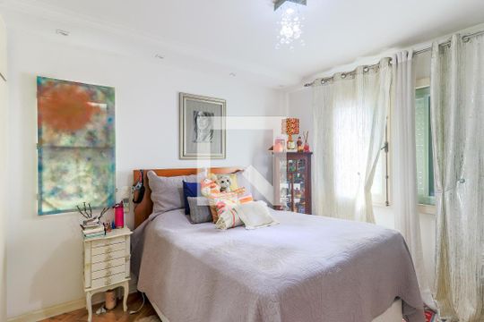Apartamento mobiliado no Brooklin com 4 suítes e varanda, ideal para comprar. — Suíte 1