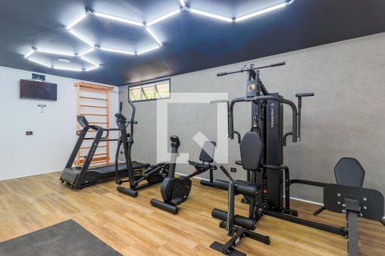 Apartamento mobiliado no Brooklin com 4 suítes e varanda, ideal para comprar. — Área Comum - Academia
